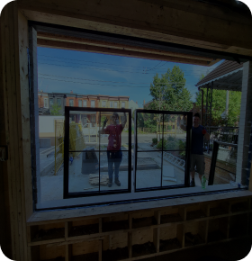 > 1 500 сотрудников